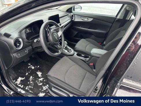 Used 2023 Kia Forte LXS image 8