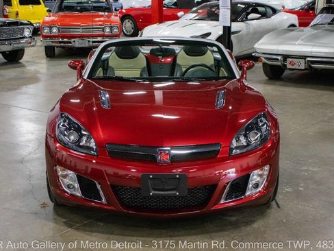 Used 2009 Saturn Sky Red Line image 12