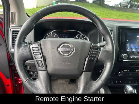 Used 2022 Nissan Frontier SV AWD/4WD image 15