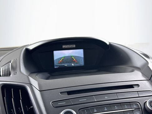 Used 2017 Ford C-MAX SE image 21