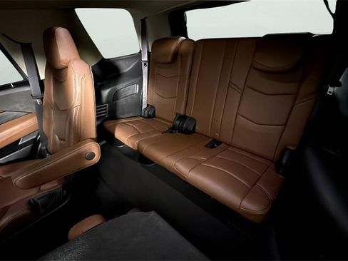 Used 2017 Cadillac Escalade Premium Luxury image 30