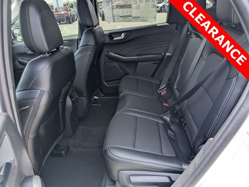 New 2025 Ford Escape SE image 15