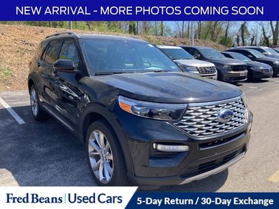 Used 2023 Ford Explorer Platinum w/ Premium Technology Package