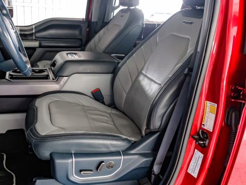 Used 2022 Ford F450 Limited w/ FX4 Off-Road Package image 28