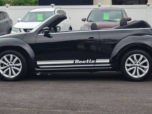 Used 2015 Volkswagen Beetle TDI FWD image 16
