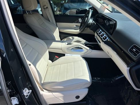 Used 2022 Mercedes-Benz GLE 450 4MATIC image 13