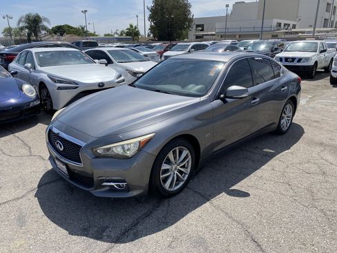 Used 2017 INFINITI Q50 Premium w/ 2.0T Premium Plus Package image 2