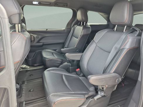 Certified 2021 Toyota Sienna XSE AWD/4WD image 17