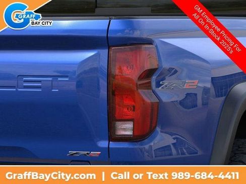 New 2025 Chevrolet Colorado ZR2 image 12