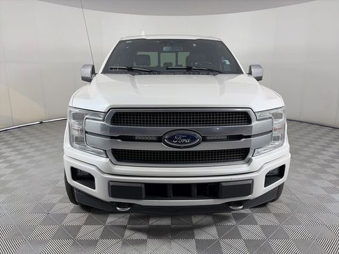 Used 2018 Ford F150 Platinum w/ Equipment Group 701A Luxury AWD/4WD image 2