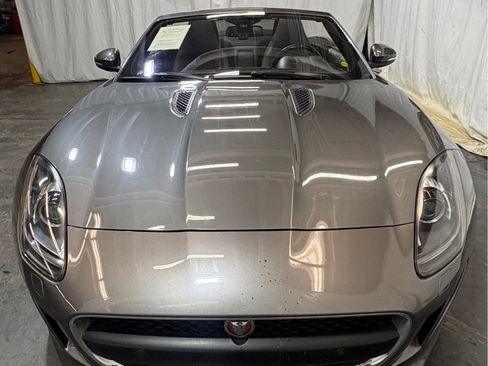 Used 2017 Jaguar F-TYPE image 2