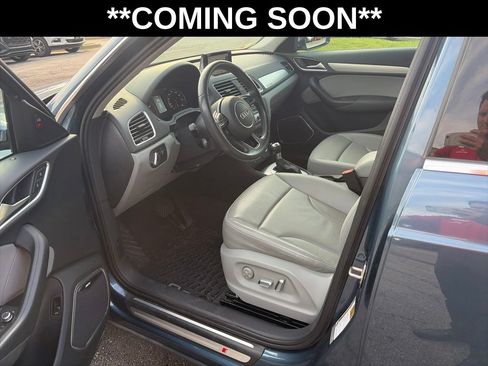 Used 2016 Audi Q3 2.0T Prestige w/ Prestige Package AWD/4WD image 10