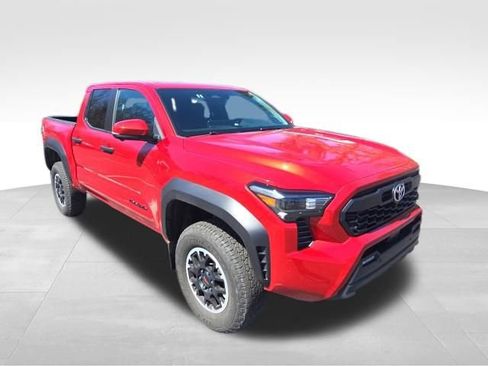 Used 2024 Toyota Tacoma TRD Off-Road w/ TRD Off Road Premium Package image 9