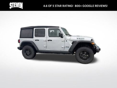 Used 2024 Jeep Wrangler Unlimited AWD/4WD image 10