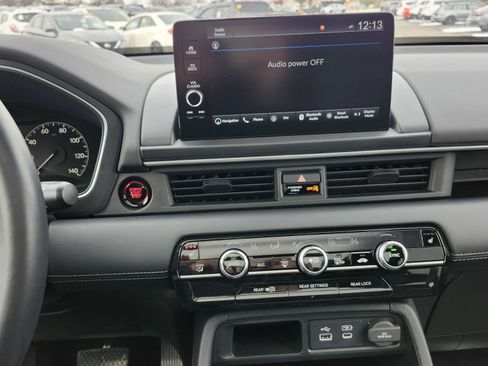 Used 2024 Honda Pilot Touring image 36