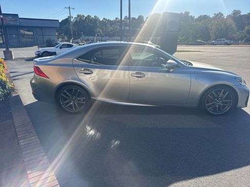 Used 2018 Lexus IS 350 F Sport w/ F Sport Package image 9