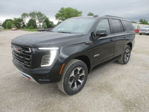 New 2026 GMC Yukon AT4 Ultimate AWD/4WD image 9