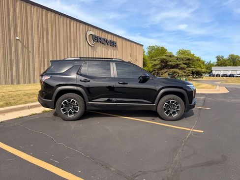 Used 2025 Chevrolet Equinox ACTIV AWD/4WD image 9