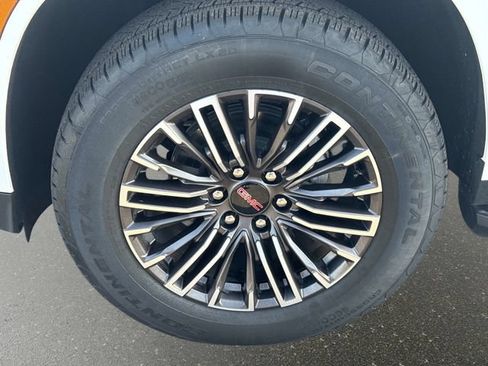 Used 2026 GMC Yukon Elevation w/ LPO, Floor Liner Package RWD image 10