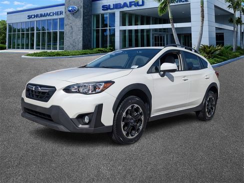 Certified 2023 Subaru Crosstrek 2.0i Premium image 3