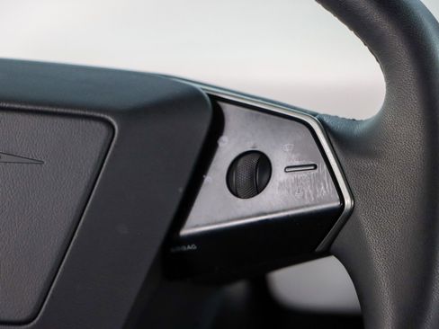 Used 2024 Tesla Cybertruck AWD Crew Cab image 14