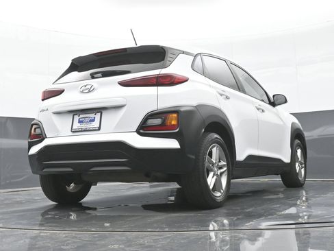Used 2021 Hyundai Kona SE FWD image 39