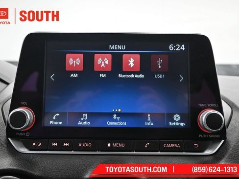 Used 2024 Nissan Sentra SV FWD image 14