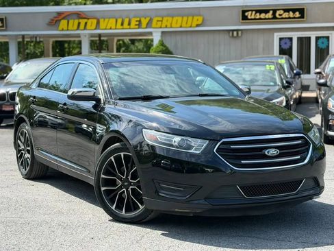 Used 2018 Ford Taurus Limited AWD/4WD image 1
