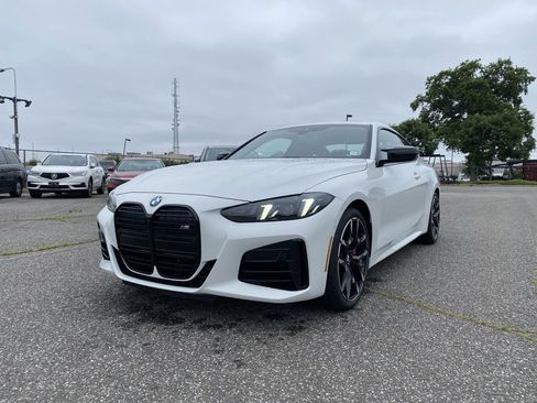 New 2026 BMW 440i xDrive Coupe w/ Premium Package image 1