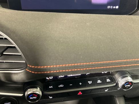 Used 2024 MAZDA MAZDA3 s AWD/4WD image 14