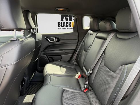 New 2026 Jeep Compass Latitude AWD/4WD image 9