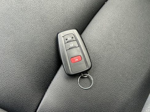 Used 2024 Toyota 4Runner TRD Off-Road Premium image 34