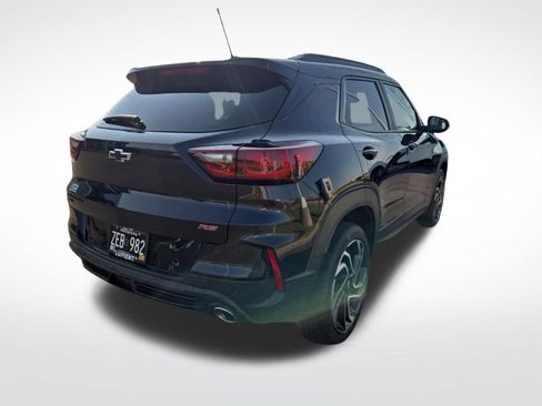 Used 2025 Chevrolet TrailBlazer RS w/ Driver Confidence Package AWD/4WD image 3