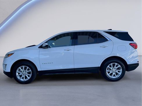 Used 2019 Chevrolet Equinox LT FWD image 3