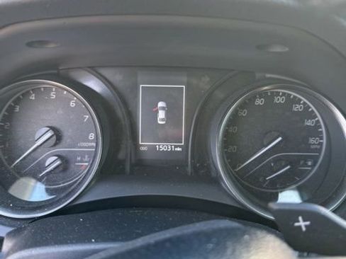 Used 2023 Toyota Camry SE image 11