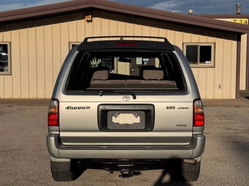 Used 2001 Toyota 4Runner SR5 AWD/4WD image 24
