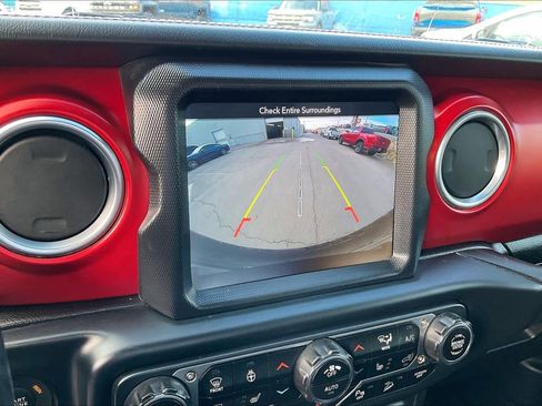 Used 2019 Jeep Wrangler Rubicon image 25