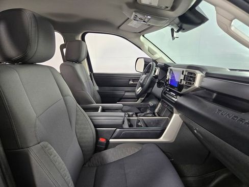 Used 2022 Toyota Tundra SR5 w/ TRD Off-Road Package image 16