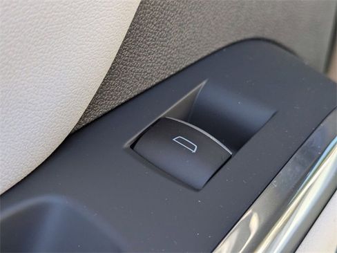 New 2026 Chevrolet Traverse High Country image 28