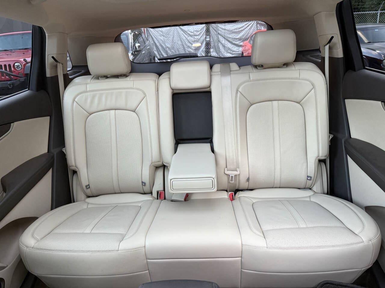 Used 2018 Lincoln MKX Reserve w/ Driver Assistance Package FWD image 47