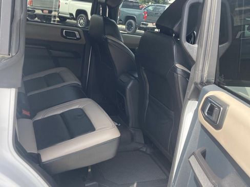 Used 2024 Ford Bronco Wildtrak AWD/4WD image 23