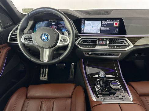 Used 2023 BMW X5 xDrive45e w/ Executive Package image 4