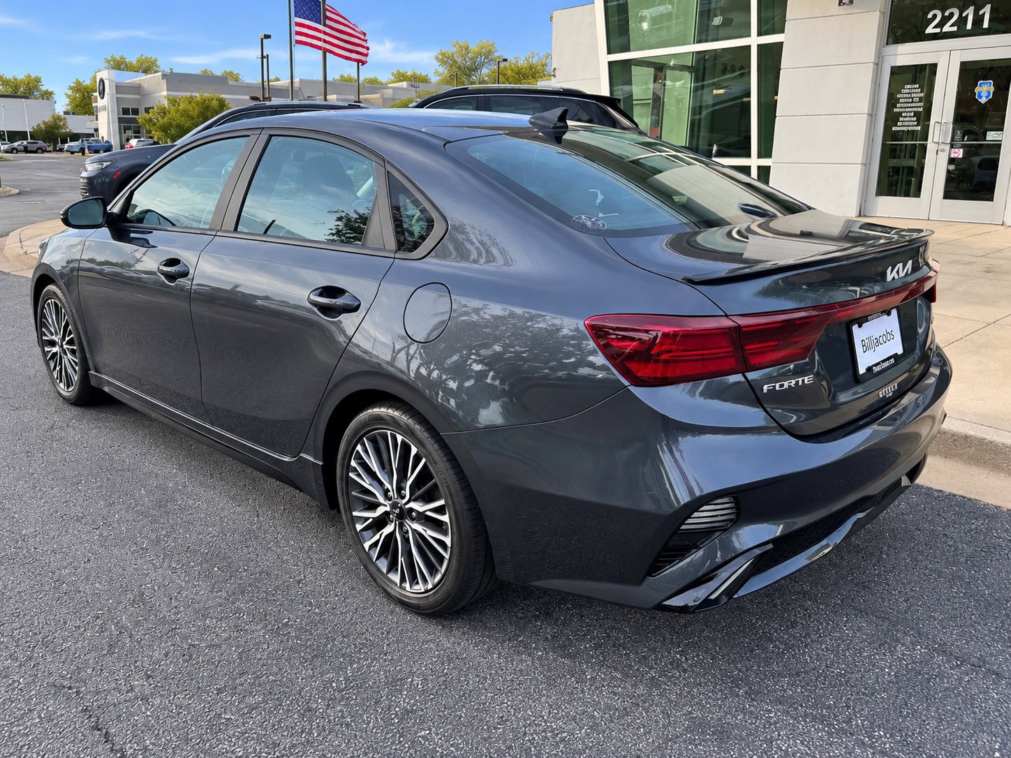 Used 2023 Kia Forte GT-Line w/ GT-Line Premium Package FWD image 5