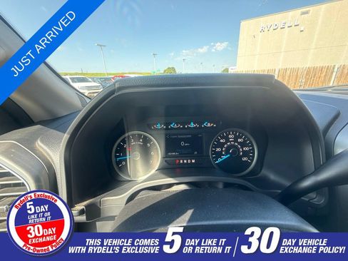 Used 2017 Ford F150 XLT w/ Equipment Group 302A Luxury AWD/4WD image 18