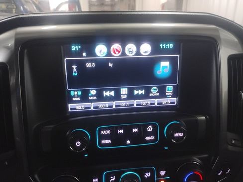 Used 2018 Chevrolet Silverado 1500 LTZ image 12