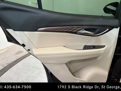 Used 2023 Buick Envision Avenir image 18