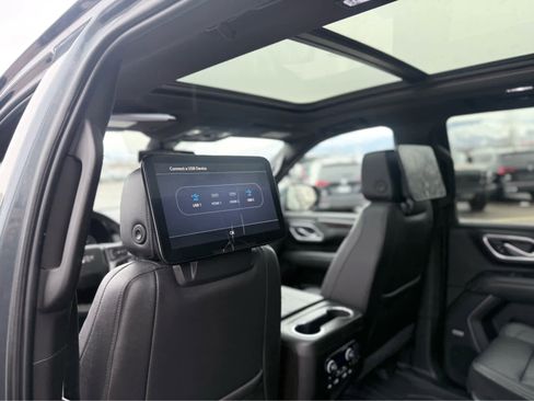 Used 2021 Chevrolet Tahoe Z71 w/ Luxury Package image 33