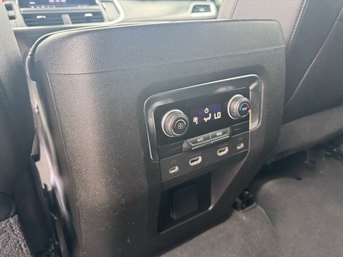 Used 2021 Chevrolet Tahoe Z71 w/ Rear Media and Nav Package image 19