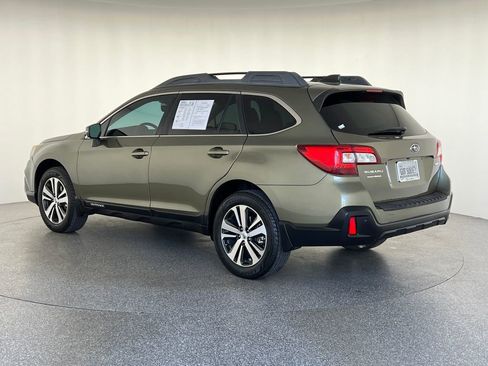 Used 2019 Subaru Outback 2.5i Limited AWD/4WD image 6