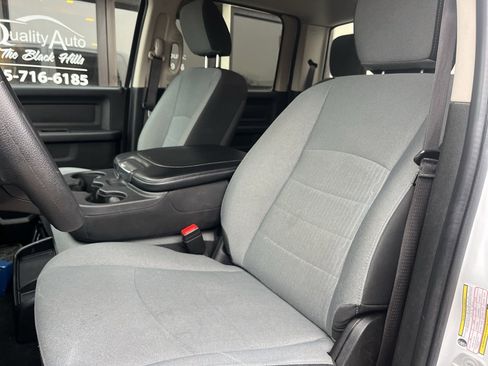 Used 2022 RAM 1500 Tradesman w/ Tradesman SXT Package image 16